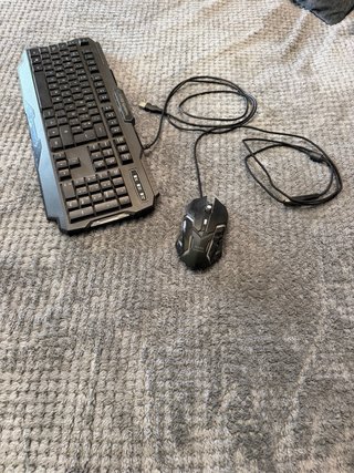 Tastiera e mouse da gioco RGB