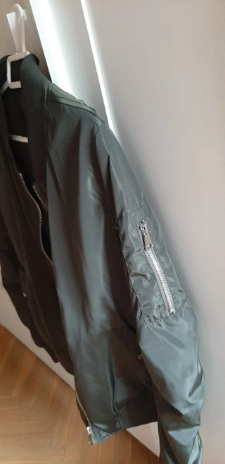 Chaqueta bomber verde oscuro