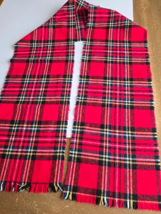 Sciarpa scozzese tartan rossa