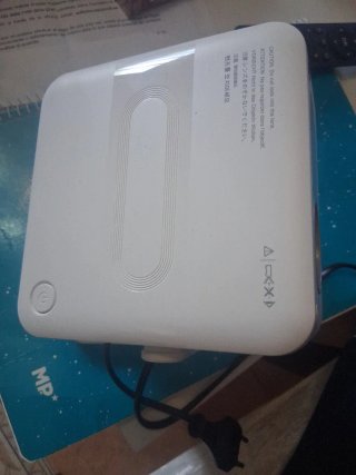 Mini Proyector Portátil Blanco