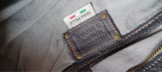 Bellissima borsa in pelle effetto slavato