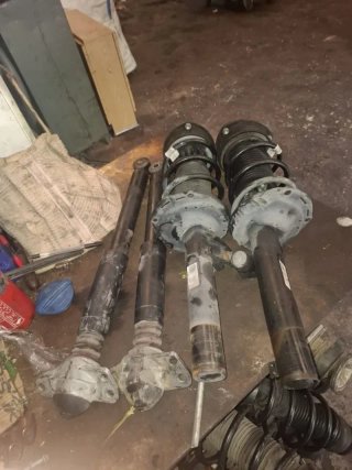 Pack Amortiguadores VW Golf 5, Touran, leon Mk2..