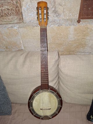 Guitarra-banjo 6 cuerdas