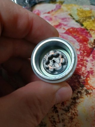 Tornillo Antirrobo Audi modelo N