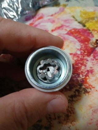 Tornillo Antirrobo Audi modelo N