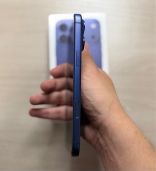 iPhone 17 Pro Max Blu - Batteria 96%