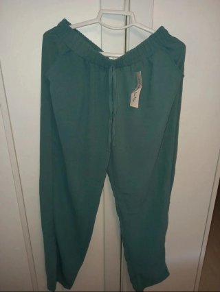 Pantaloni larghi verde bluastro