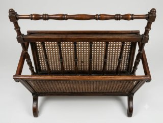 Revistero vintage madera y rejilla