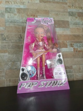Muñeca Bratz Pop Starz Yasmín