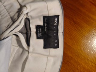 Pantaloncino slim da uomo grigio