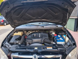 SsangYong Rodius 2011