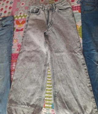 Lote 4 pantalones vaqueros y blancos