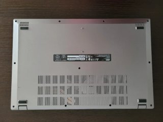 Portatil Acer Aspire 17 Nuevo, en su caja.