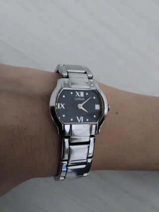 Orologio Lorus Donna Nero e Argento