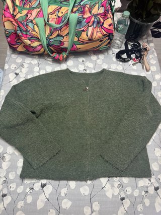 Conjunto Shein Lana Verde Militar Talla M