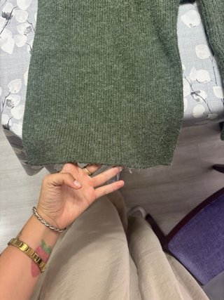 Conjunto Shein Lana Verde Militar Talla M