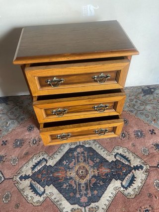 2 Mesitas de noche de madera 40€ Cada Una