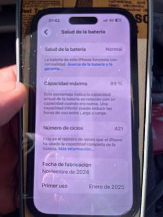 iPhone 16 Azul