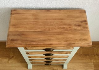 Mesa auxiliar vintage restaurada
