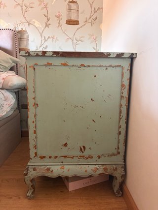 Cómoda vintage madera maciza. precioso diseño.