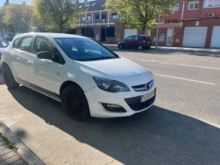 Opel Astra 2013