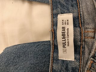 Pantaloni jeans con brillantini