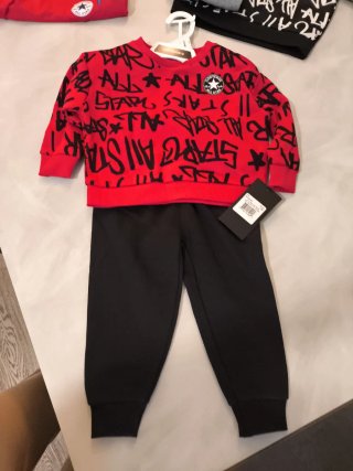 Tutina bimbo Converse 18 mesi
