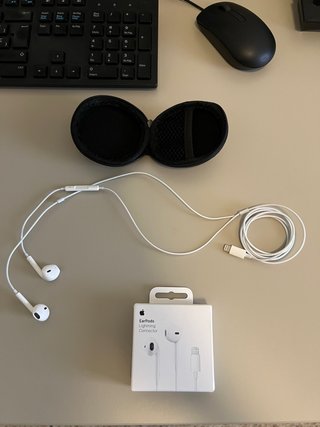 EarPods Lightning Apple con funda