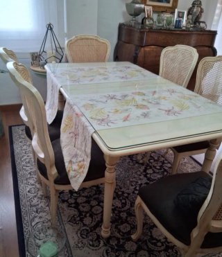Mesa y 6 Sillas Comedor Madera