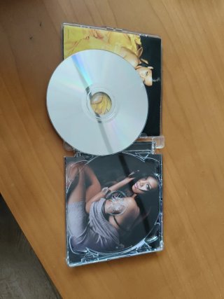 CD Rihanna Good Girl Gone Bad