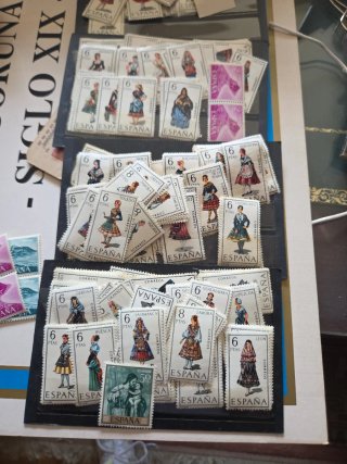 Lote de sellos antiguos España - Serie Trajes