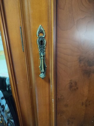 Armario de matrimonio madera maciza