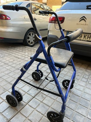 Andador adultos en buen estado