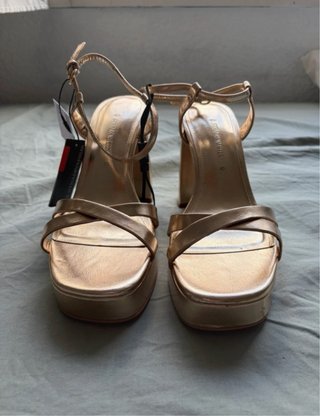 Stradivarius Sandalias Doradas Tacon Plataforma