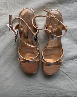 Stradivarius Sandalias Doradas Tacon Plataforma