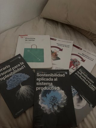 Pack de libros de grado medio de comercio