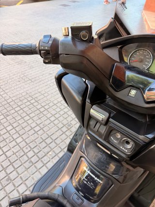 Suzuki Burgman 400 2019