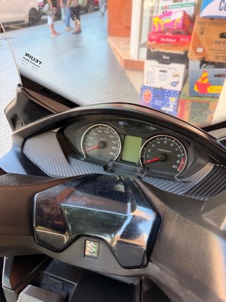 Suzuki Burgman 400 2019