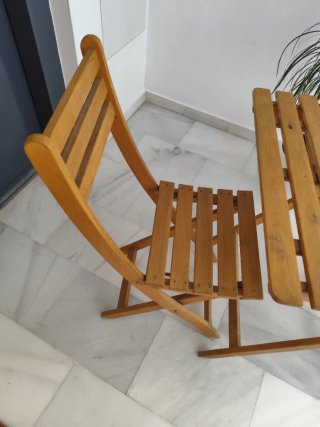 Mesa y sillas plegables para terraza o jardín