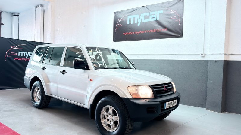 Mitsubishi Montero 2002