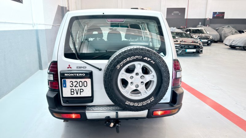 Mitsubishi Montero 2002, foto 11