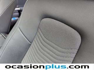 Mercedes-Benz GLA 180 100 kW (136 CV)