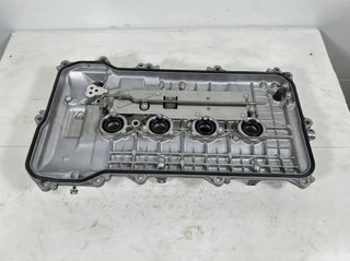 Tapa de válvulas Toyota Auris 2015 1,8 Hybrid 2ZR-FXE