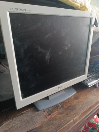 Ordenador LG Antiguo (Funciona)