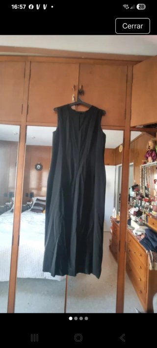 Vestido largo de vestir ideal.como fondo  armario