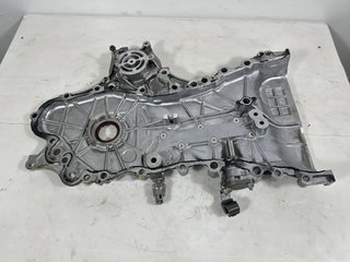 Tapa de distribución Toyota Auris 2015 1,8 Hybrid 2ZR-FXE