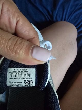 Zapatillas Nike Negras / Reebok Blancas