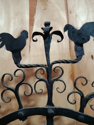 Forja antigua de pared