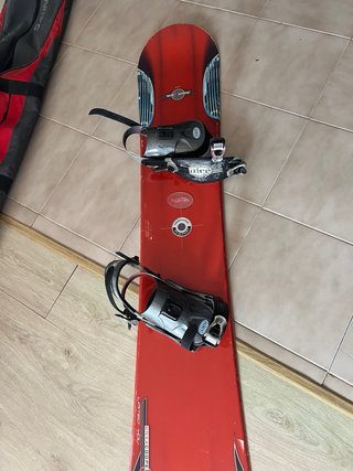 Tabla de Snowboard Roja con Fijaciones y Bolsa