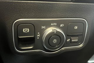 Mercedes-Benz GLA GLA 200 D